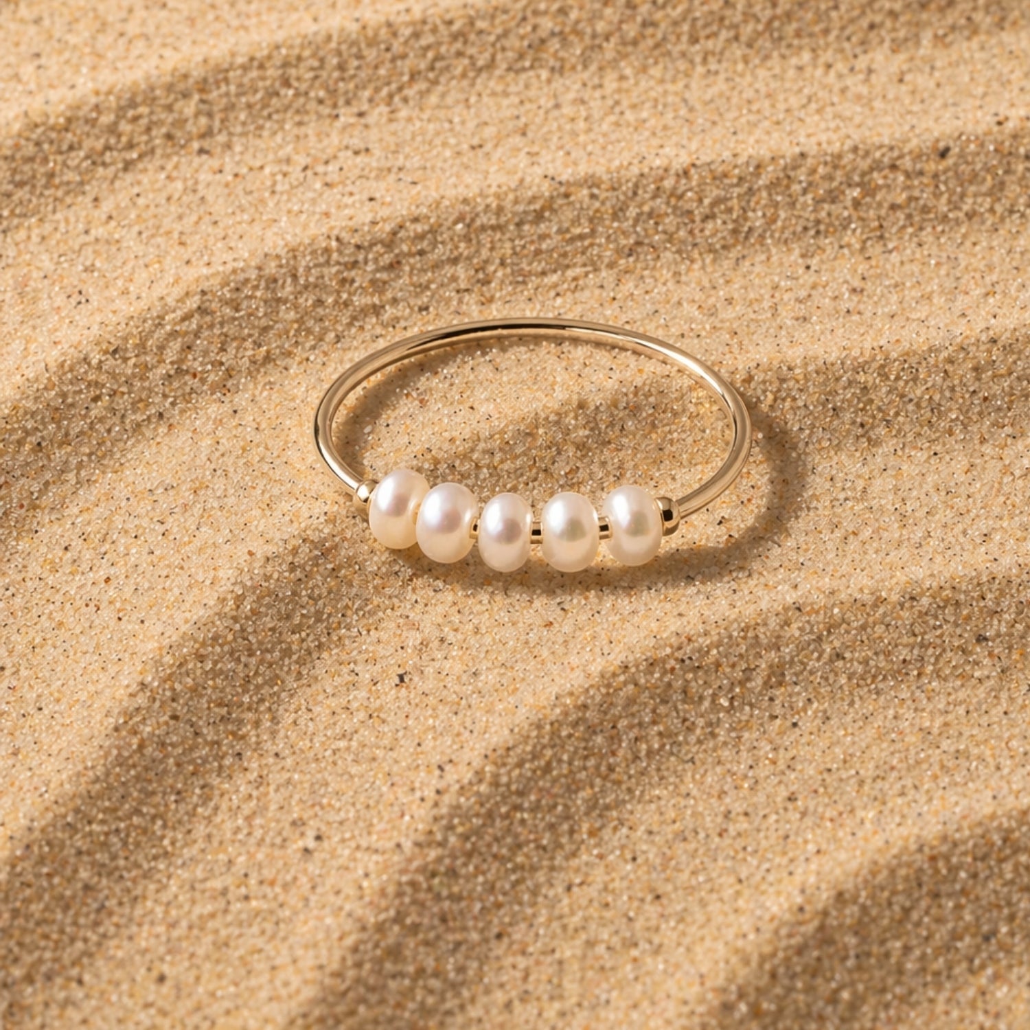 Mini Pearls Ring