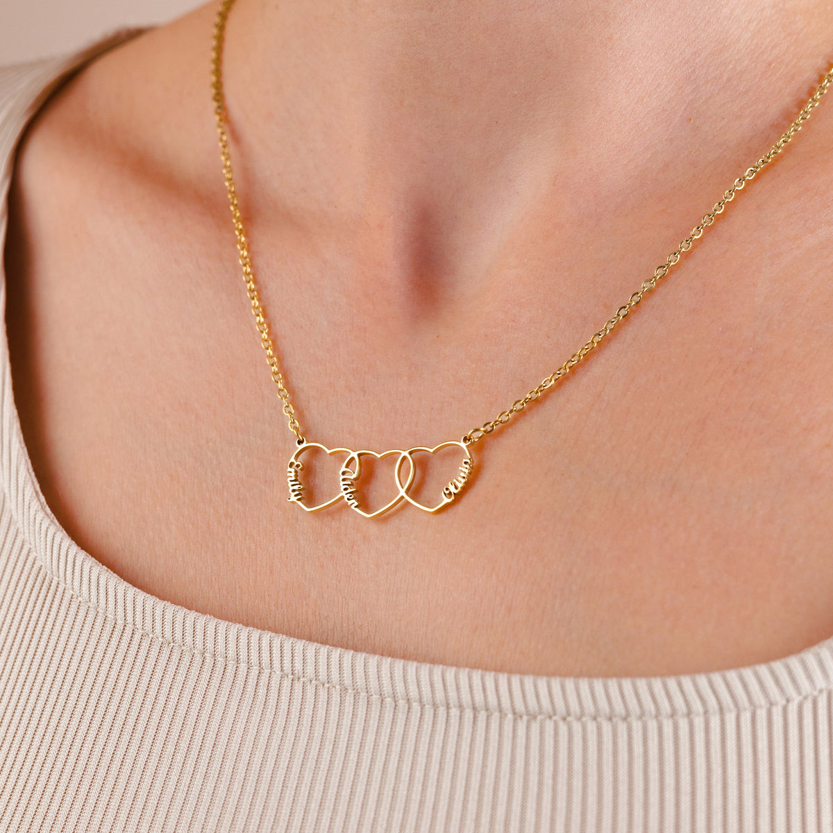 Personalized Heart Name Necklace - Regal Collective