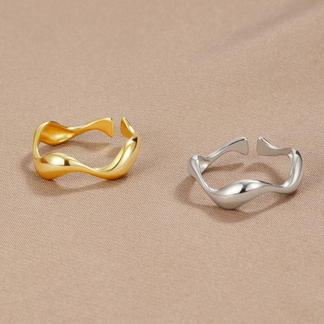 18K Gold Wave Ring - Beautiful Earth Boutique