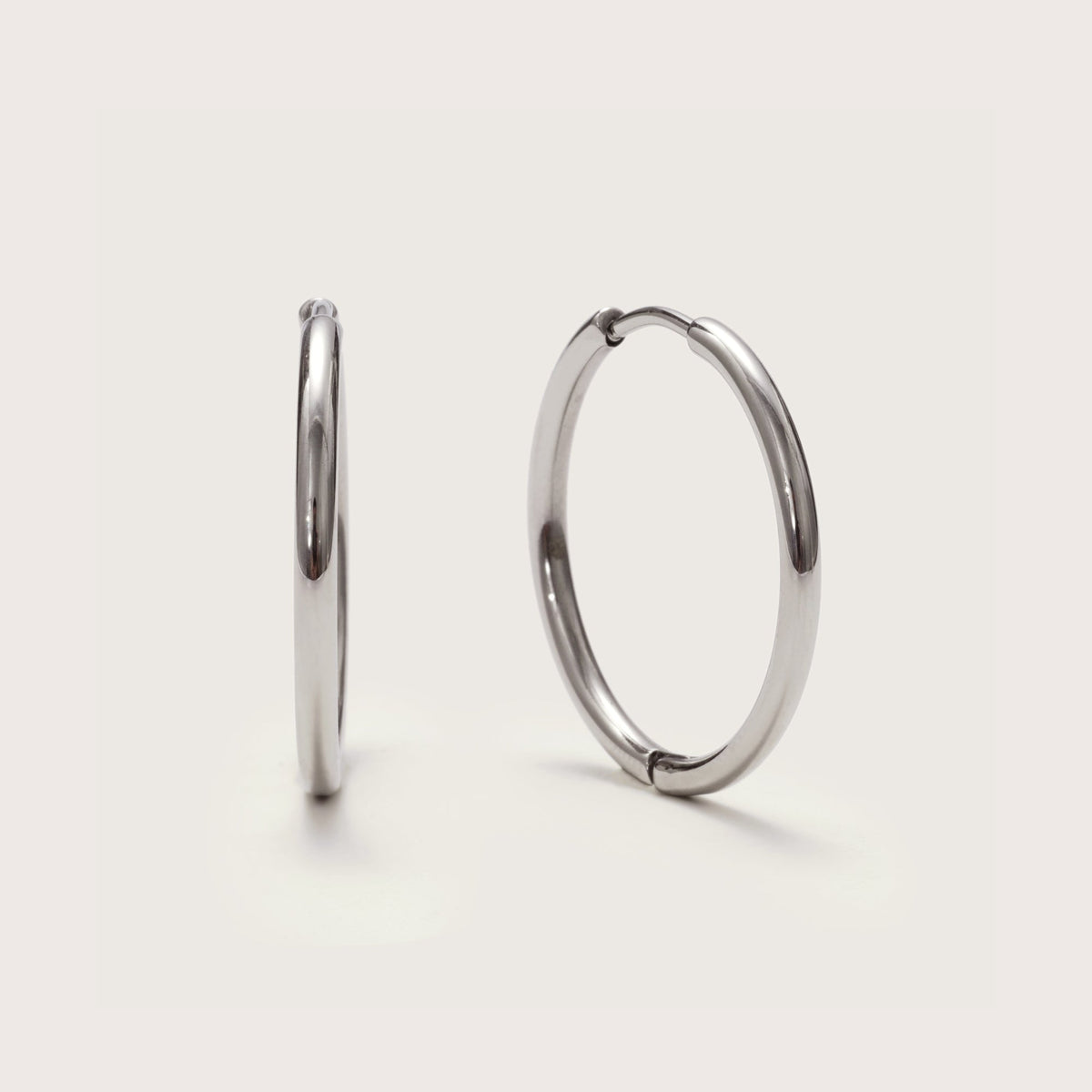Silver Ultimate Midi Hoops 20mm, classic silver hoop earrings
