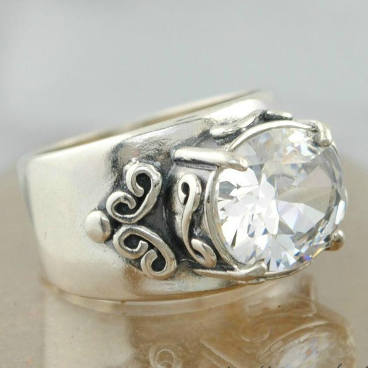 Lucinda | Women Single Stone Silver Tone Ring