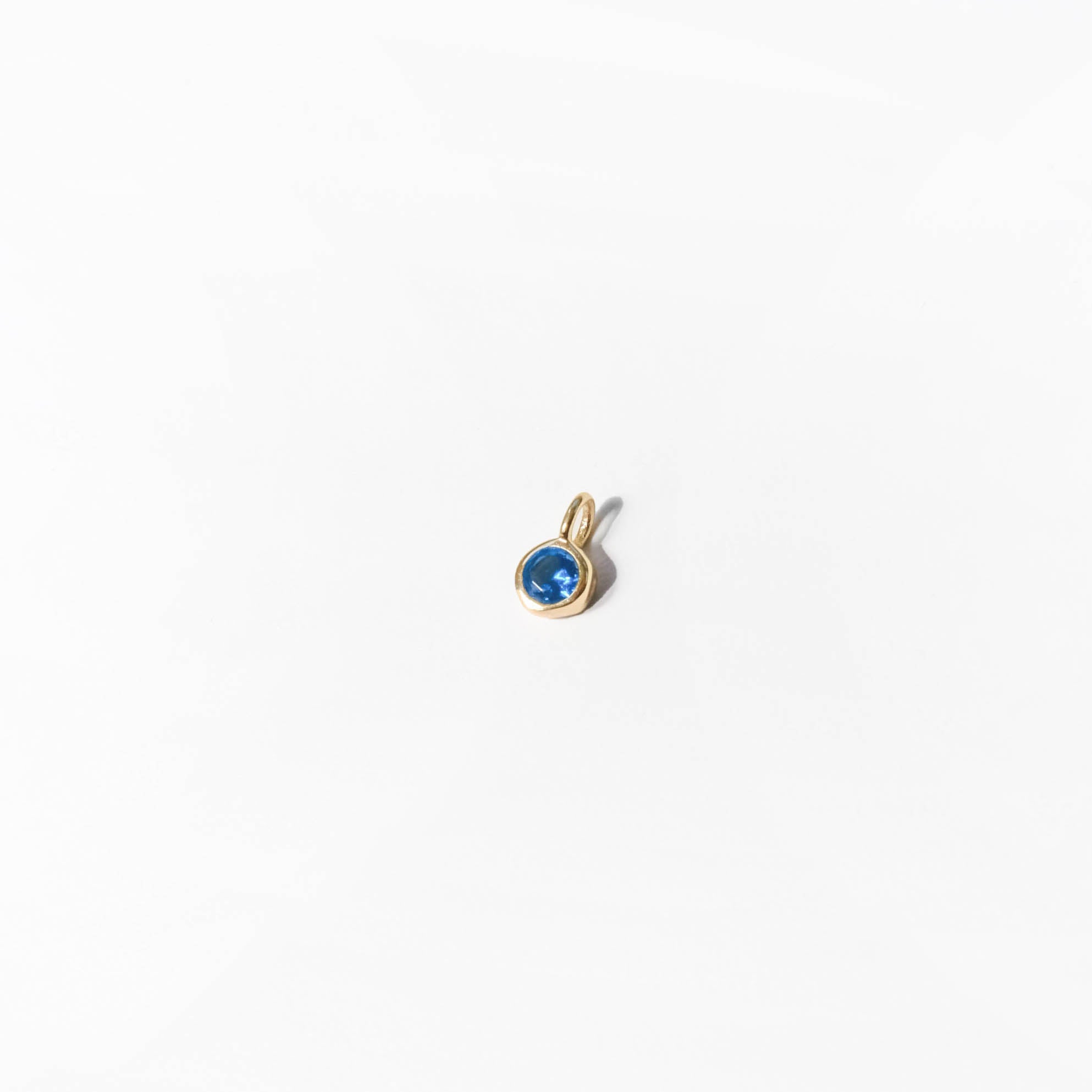 Diciembre charm de piedra natal